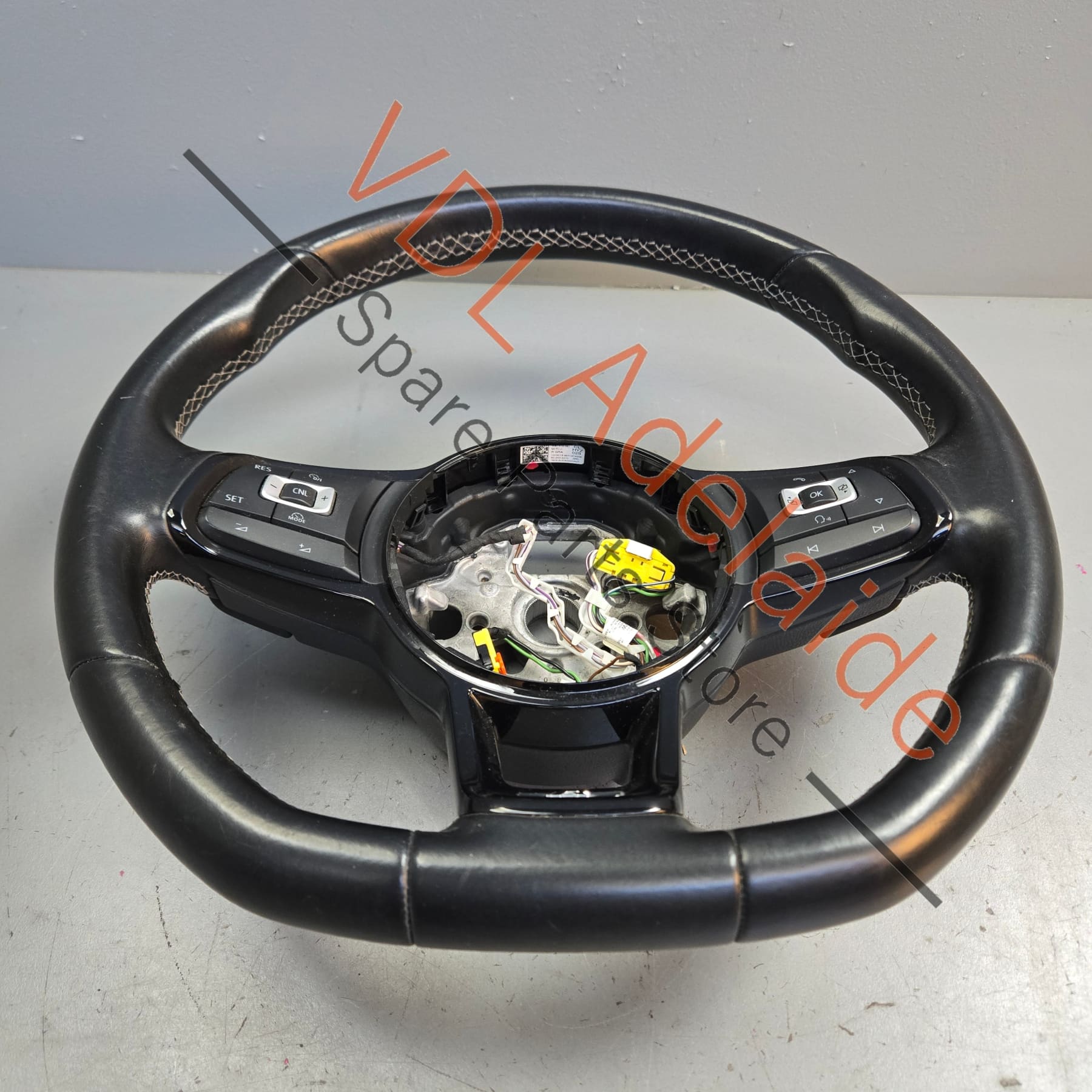 5G0419091HS 5G0419091HSHYZ   VW Golf R MK7 Flat Bottom Sports Leather Steering Wheel 5G0419091HS