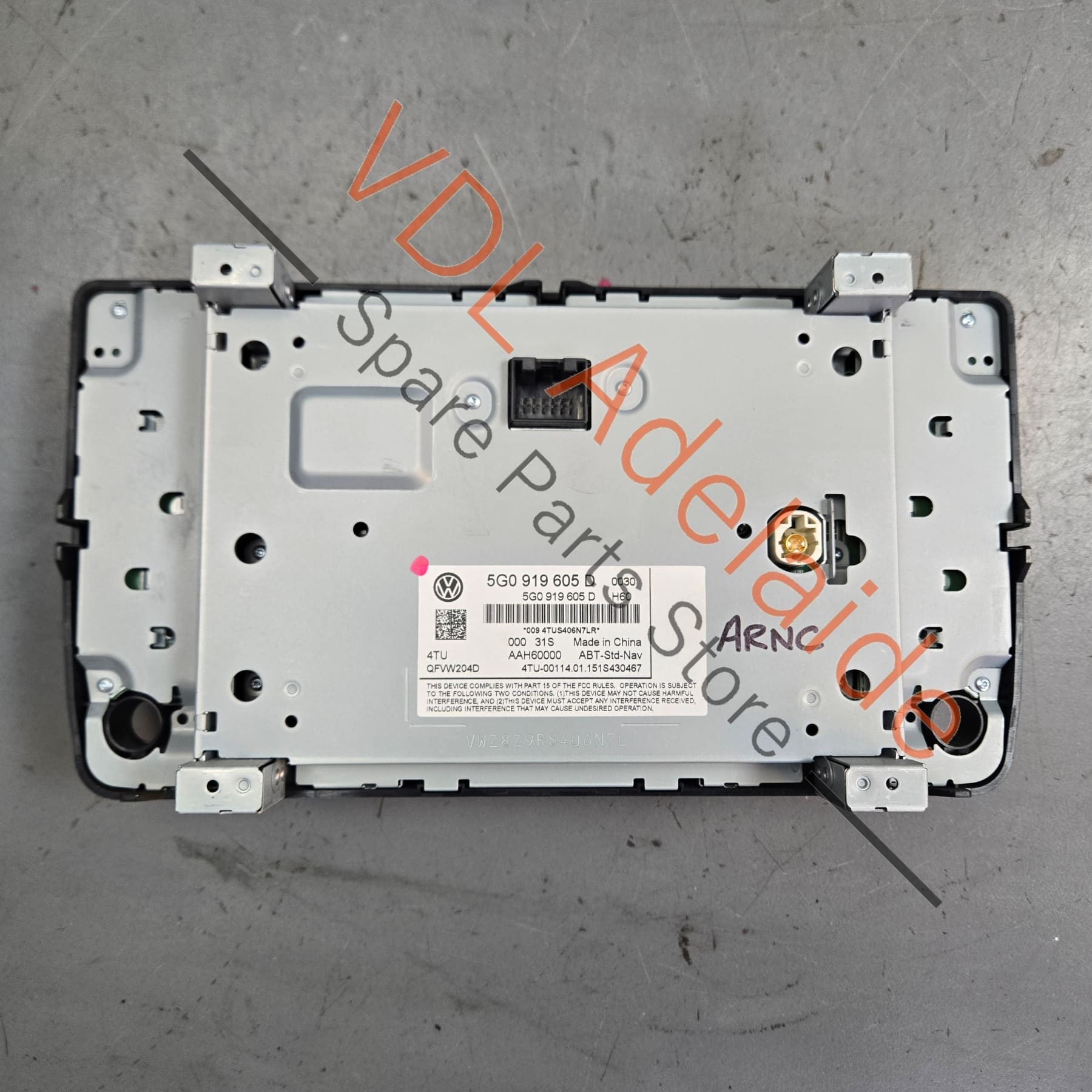 5G0919605D    VW Golf Mk7 Discover Media 5.8inch Display Screen Head Unit Control Panel Touchscreen 5G0919605D