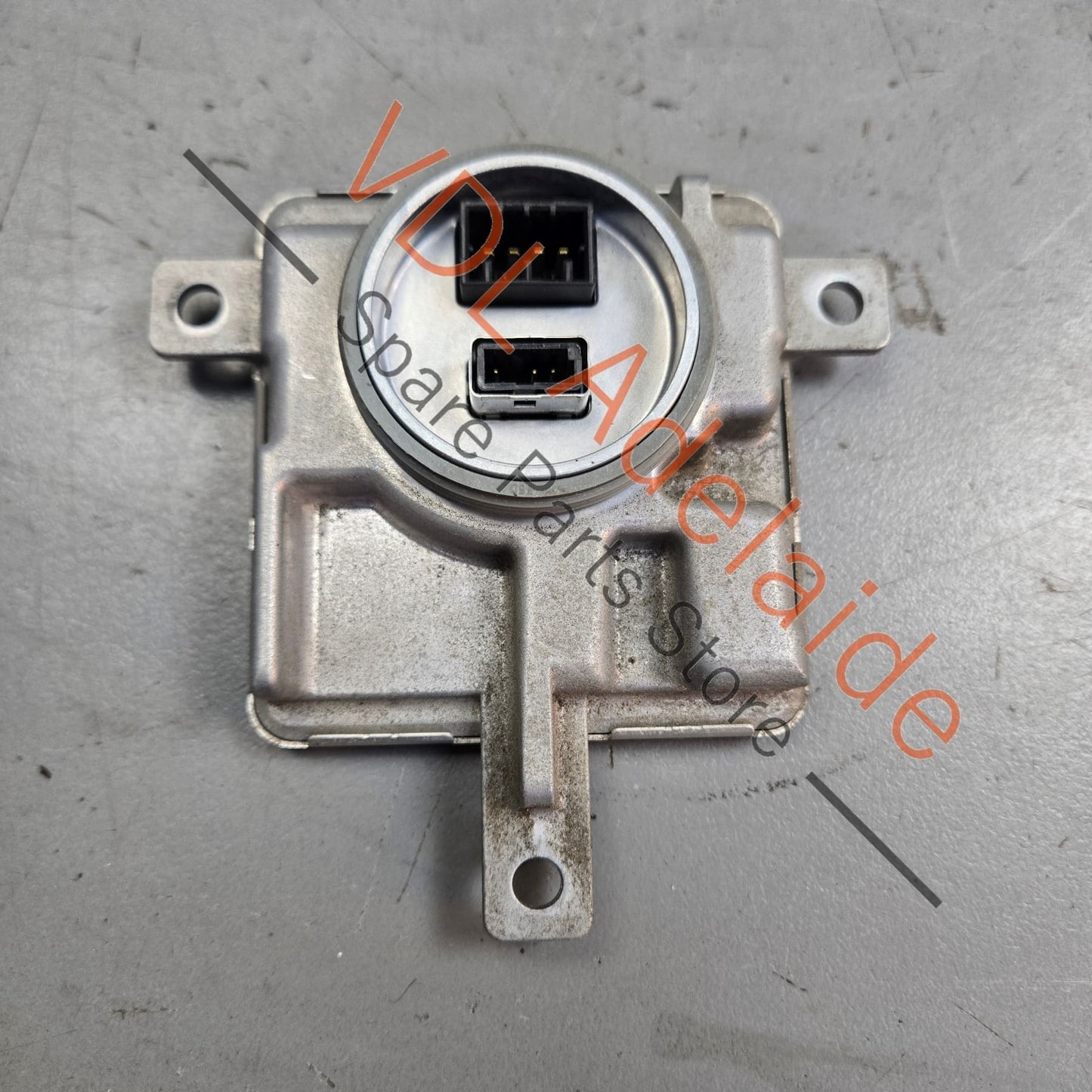 8K0941597E    VW Golf R MK7 Headlight Ballast Module Controller 8K0941597E