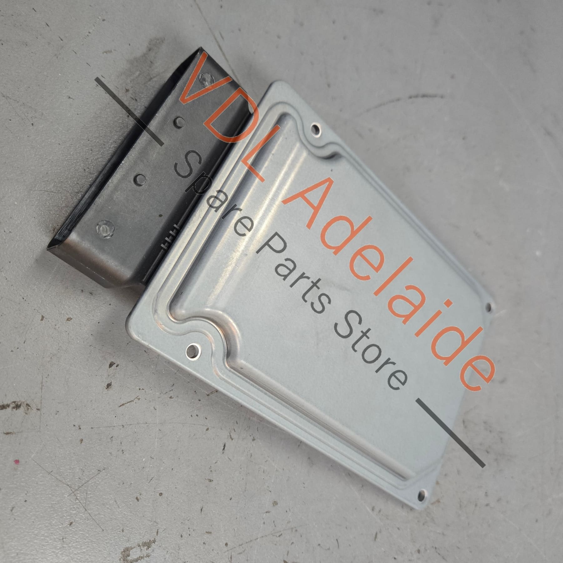 5Q0907376    VW Golf MK7 DCC Active Suspension Control Unit Module for electronic regulated damping 5Q0907376