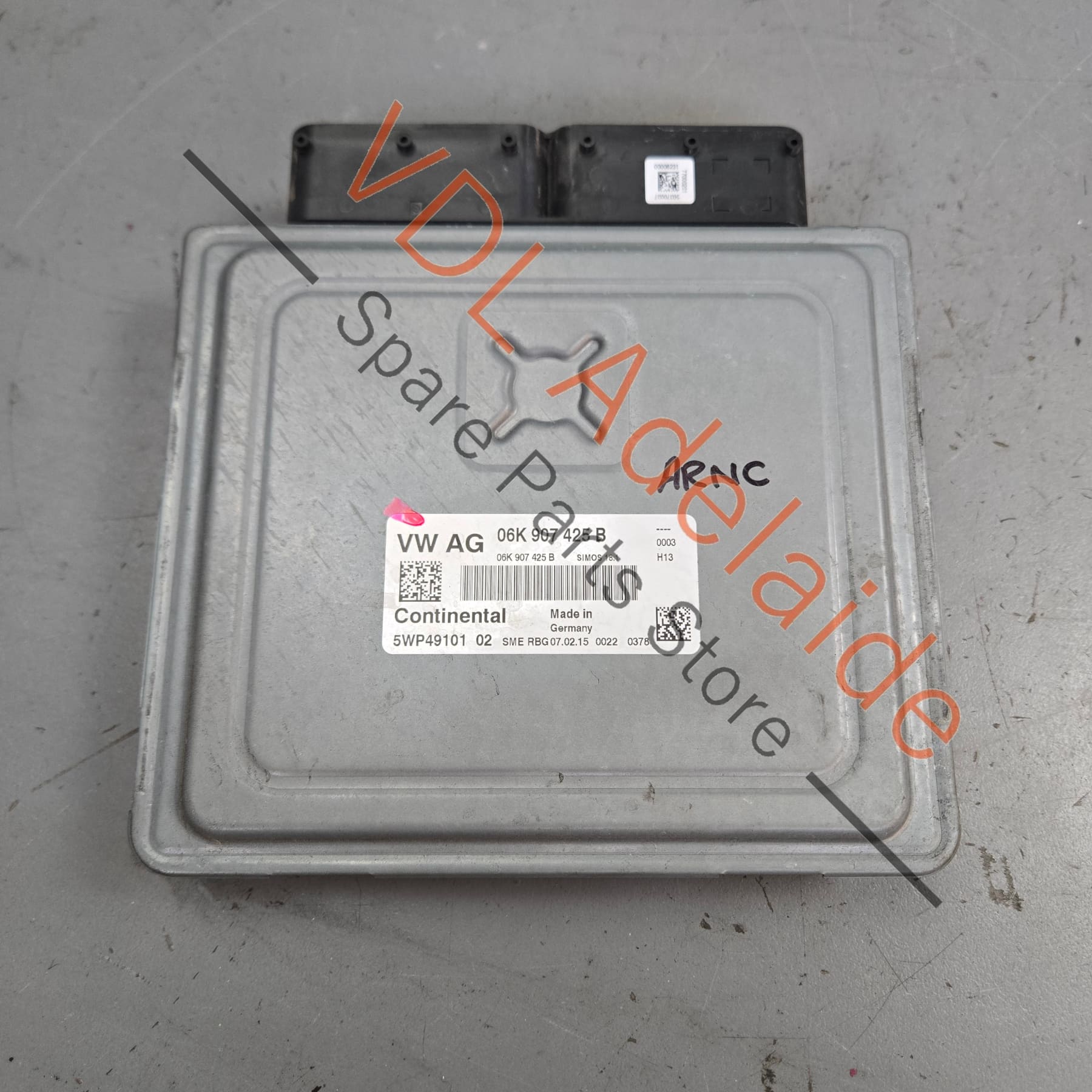 5G0906259E 06K907425B   VW Golf R MK7 Engine Control Unit ECU for 2.0 CJXB Petrol Engine 06K907425B 5G0906259E