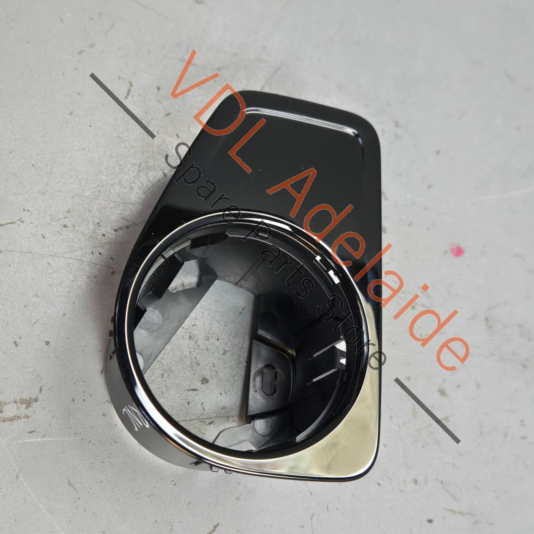 5G2858060CYI2 5G2858060C   VW Golf MK7 Gloss Black Headlight Switch Surround Dashboard Trim 5G2858060C YI2