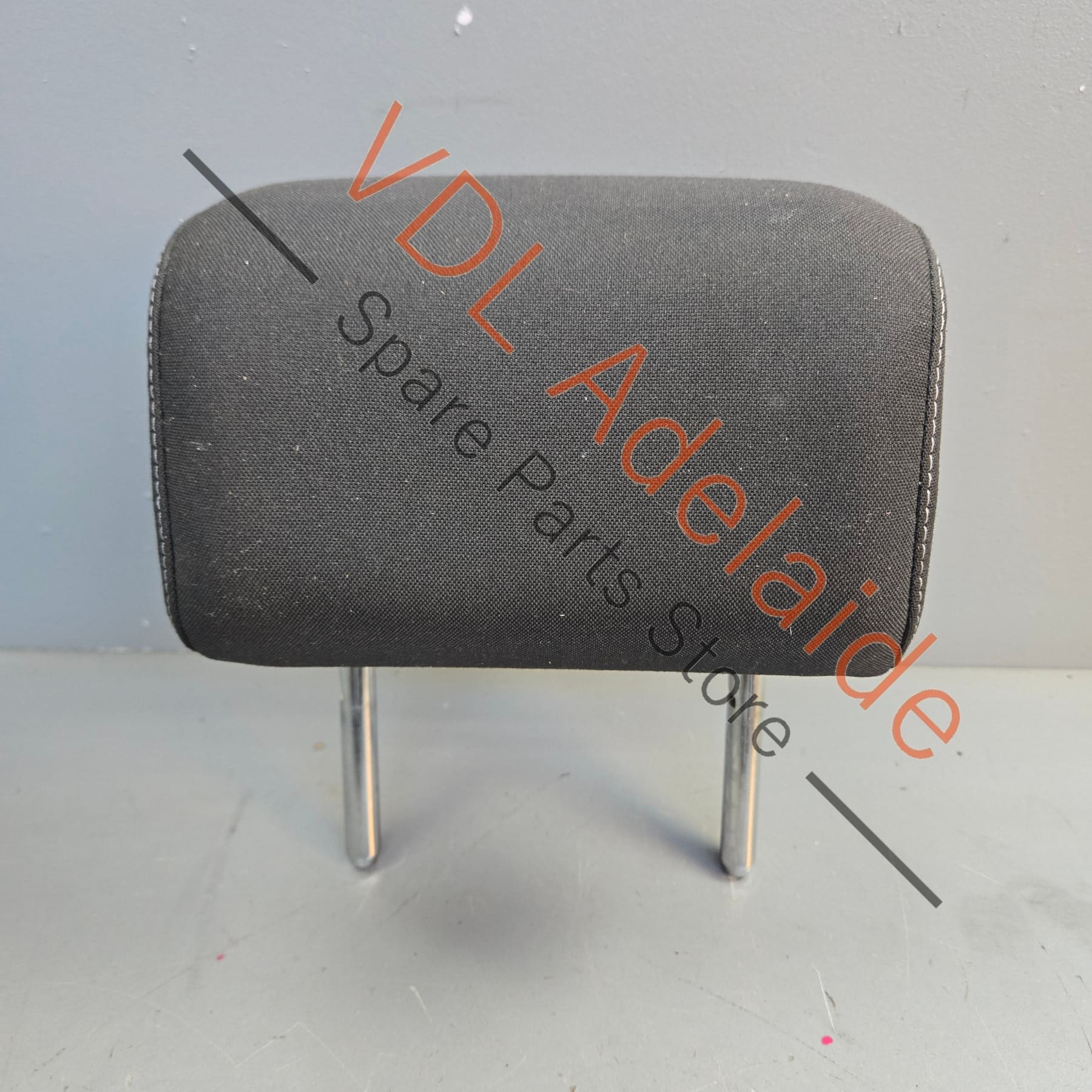 5G0885901AF    VW Golf MK7 R Cloth Rear Outer Left or Right Side Seat Headrest Head Rest 5G0885901AF CMR