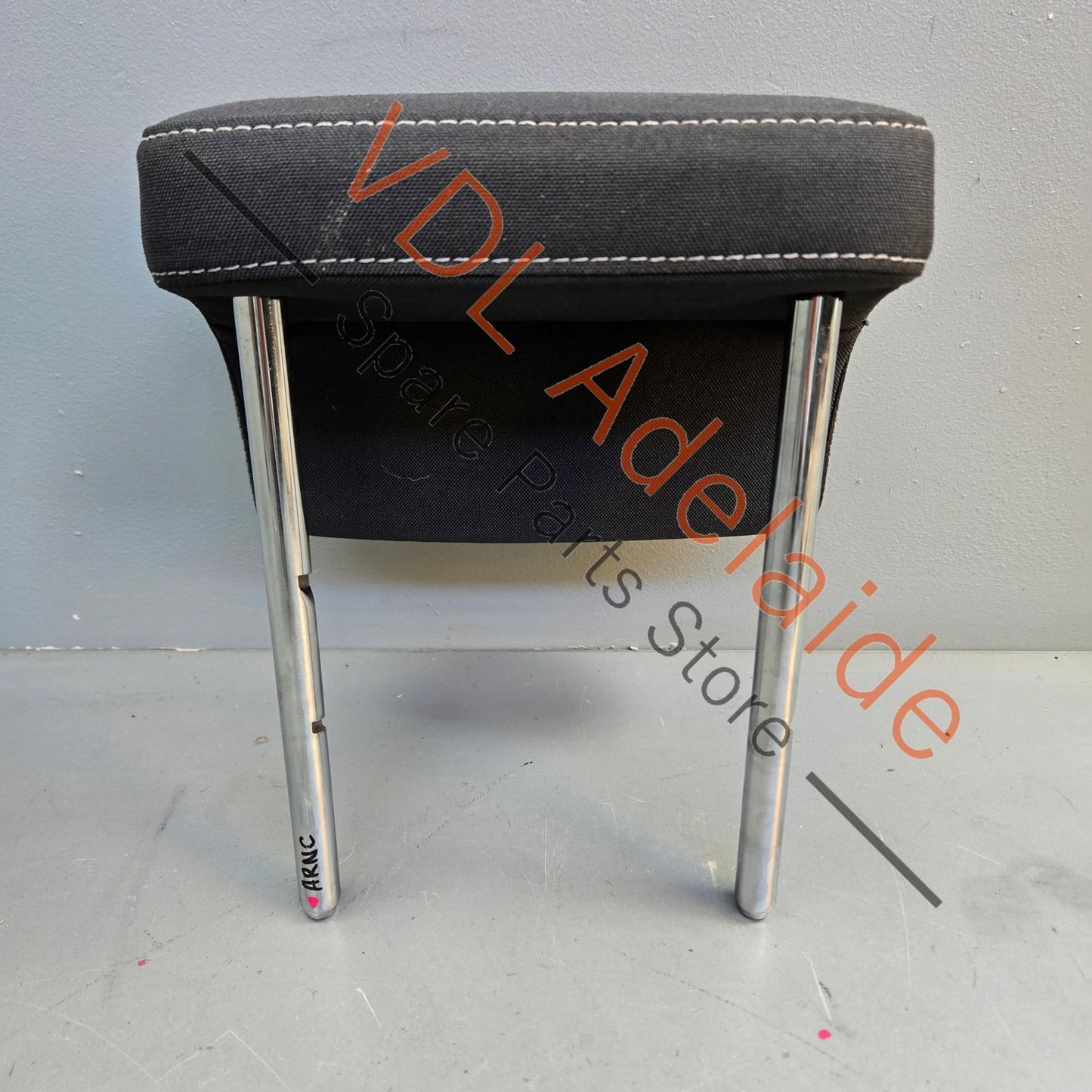 5G0885901AF    VW Golf MK7 R Cloth Rear Outer Left or Right Side Seat Headrest Head Rest 5G0885901AF CMR