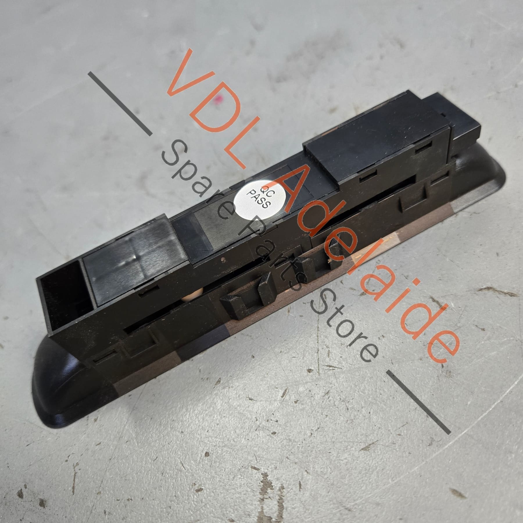     Porsche 911 991 Boot & Bonnet Release Open Switch Button 99161310501