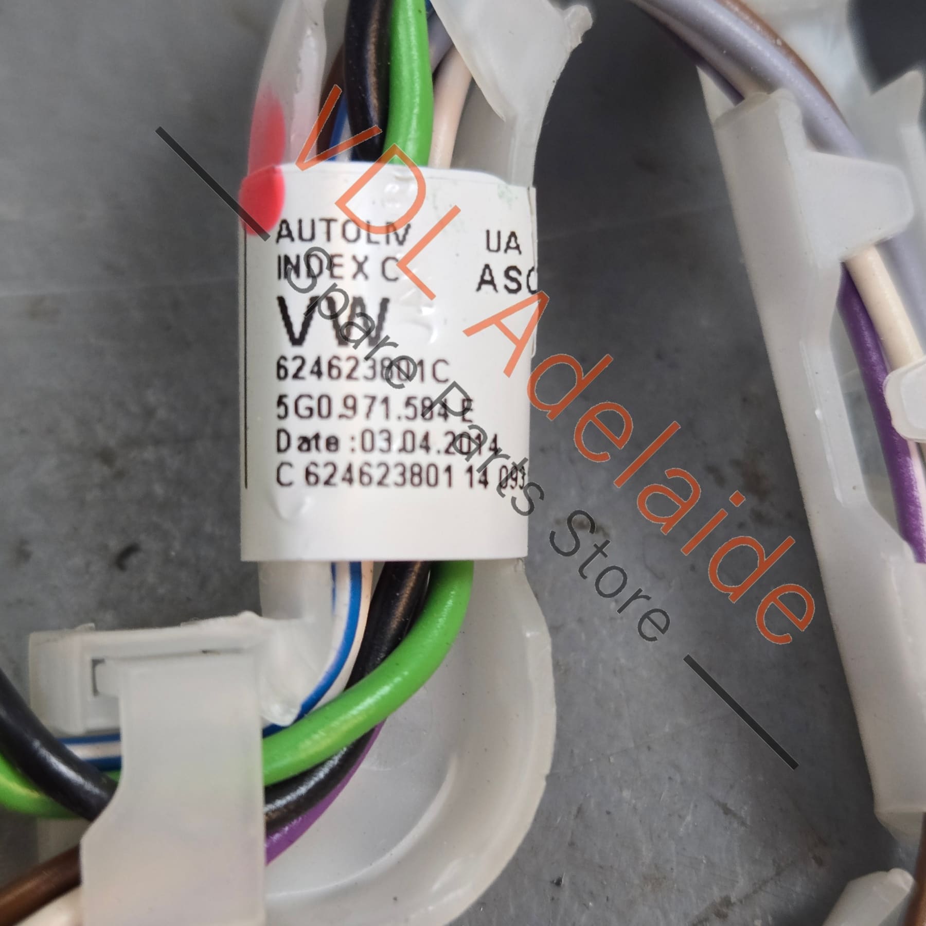     VW Golf R Gti MK7 Airbag Wiring Set for Steering Wheel with Multifunction Buttons 5G0971584E