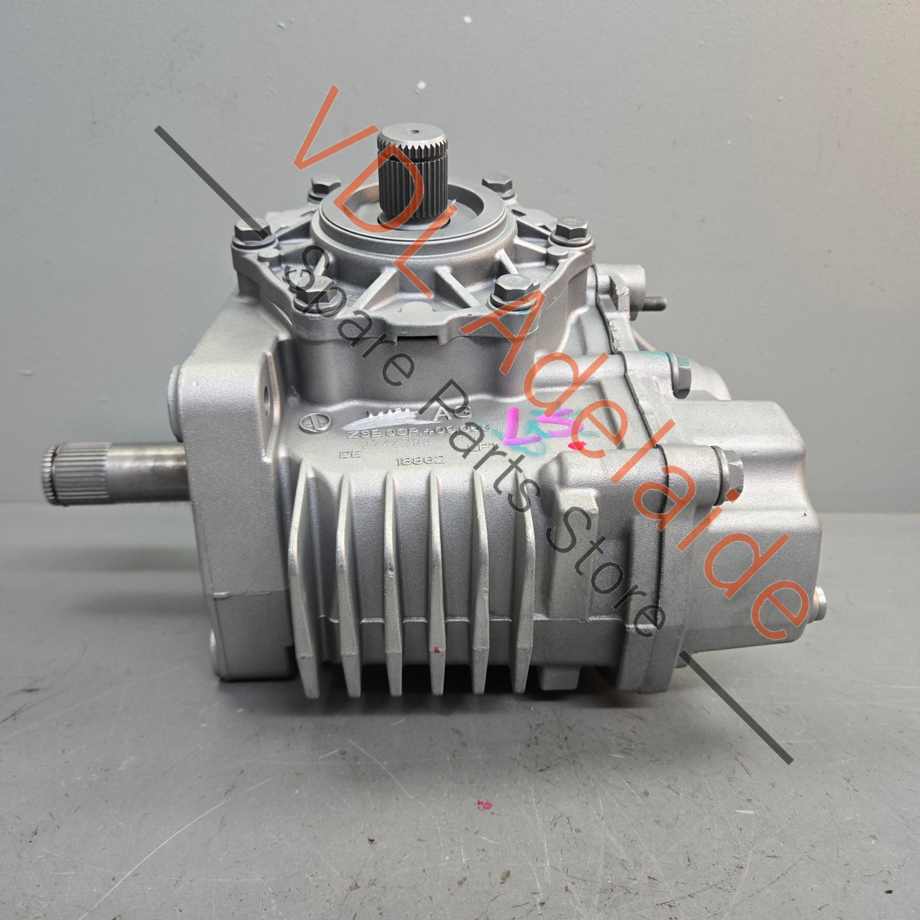 0CP409053E    Audi RS3 8V Front Transfer Case Bevel Box Angle Final Drive 0CP409053E 0CP409053R