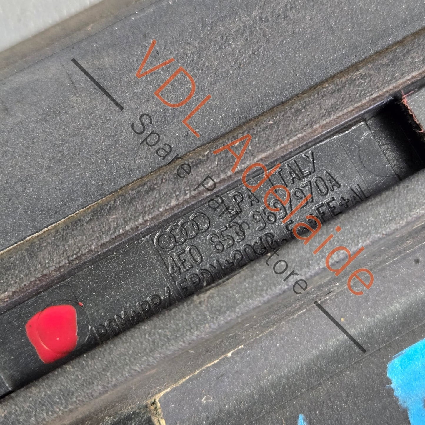 4E0853970C    Audi A8 S8 Rear Right Lower Exterior Door Trim Moulding Plastic 4E0853970C