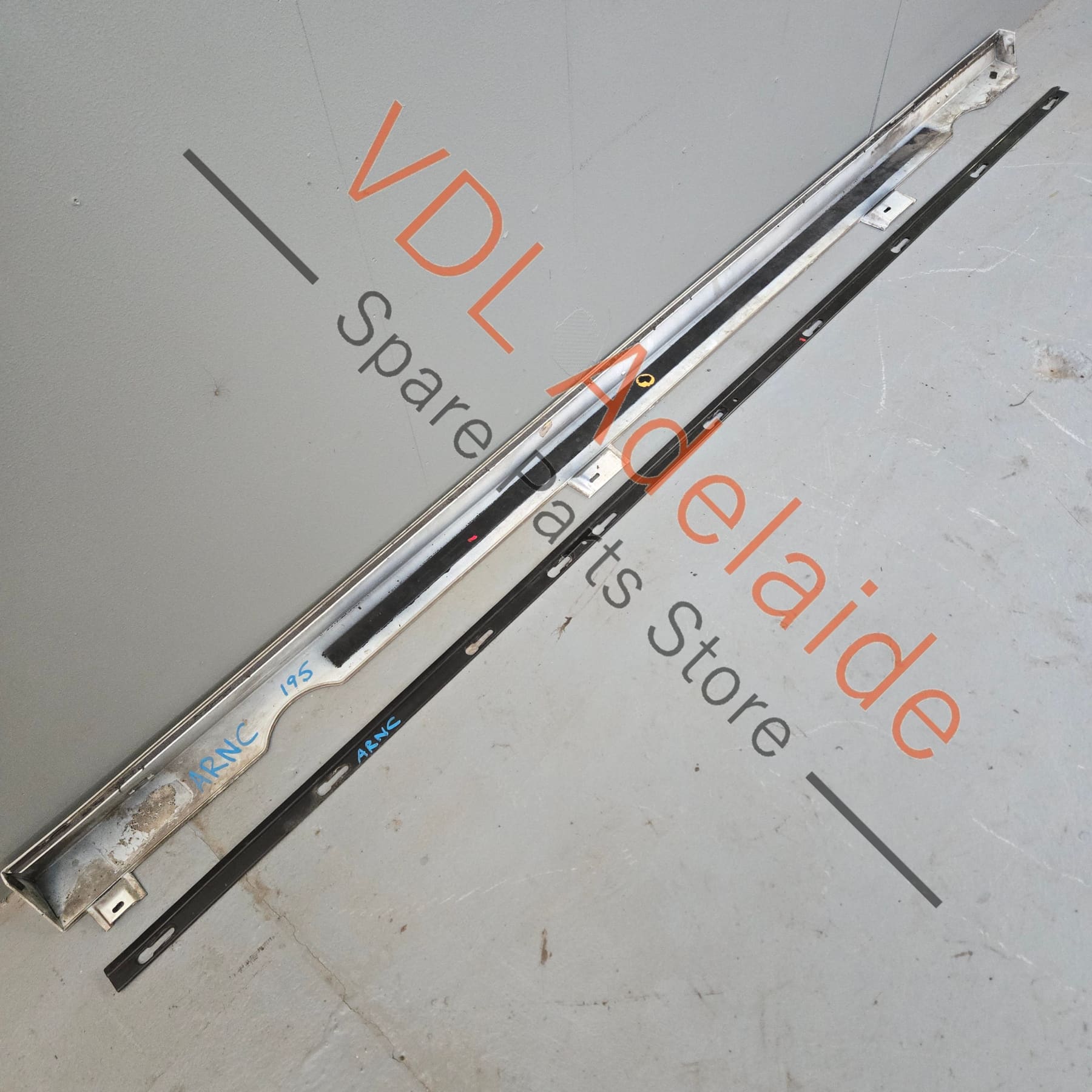 5G0853855    VW Golf R MK7 Side Skirt Rocker Panel Trim Left 5G0853855