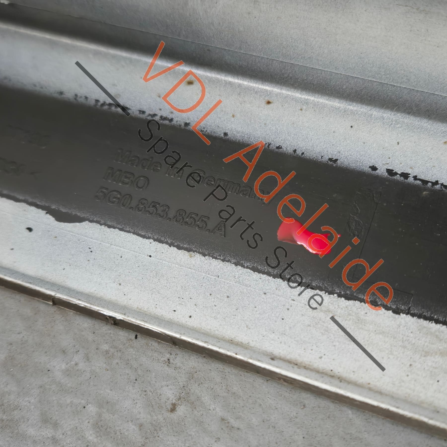 5G0853855    VW Golf R MK7 Side Skirt Rocker Panel Trim Left 5G0853855
