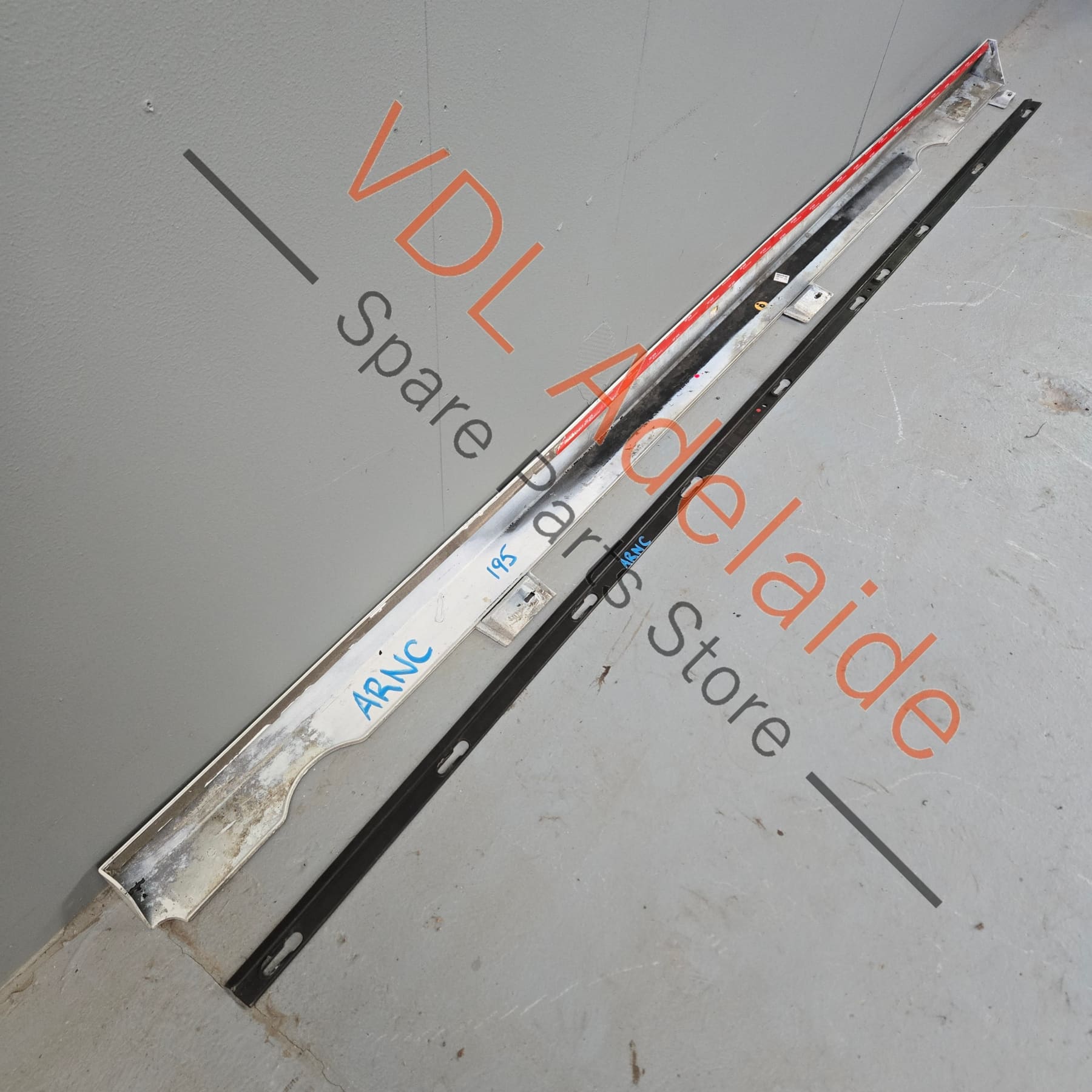     VW Golf R MK7 Side Skirt Rocker Panel Trim Right 5G0853856