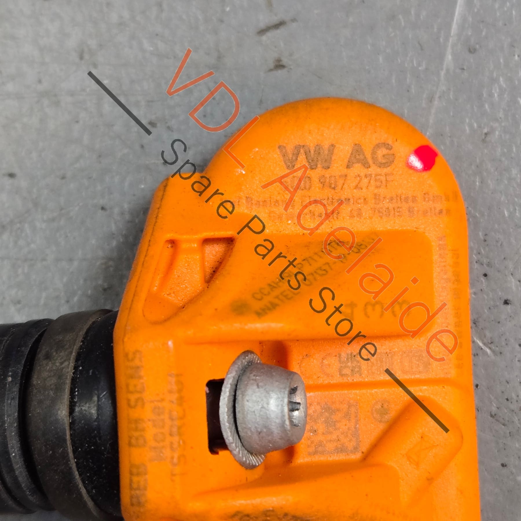     VW Audi Porsche Tyre Pressure Monitoring Sensor 5Q0907275F