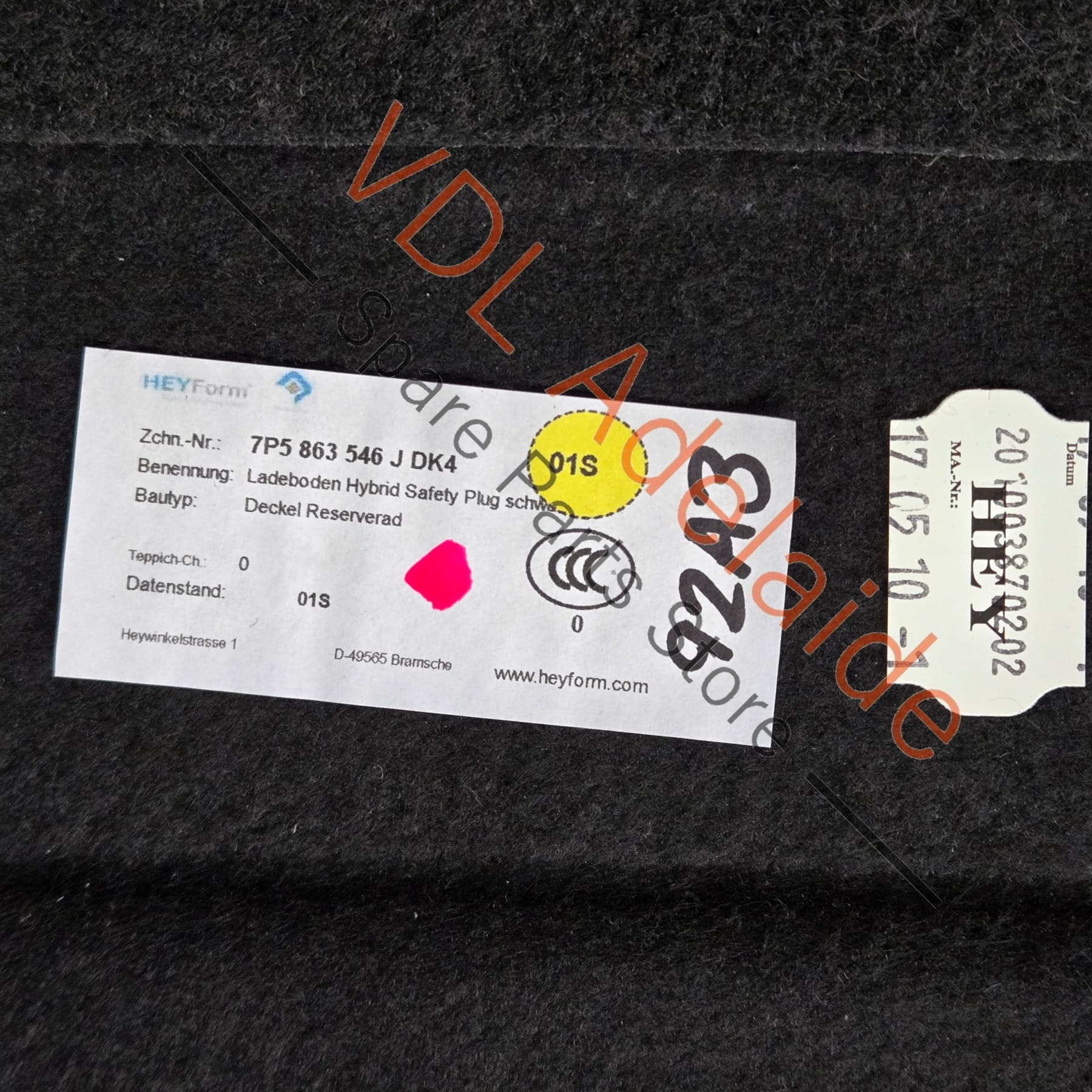 7P5863546J    Porsche Cayenne 958 92A Cargo Boot Floor Spare Wheel Cover Trim 95855154601 7P5863546J