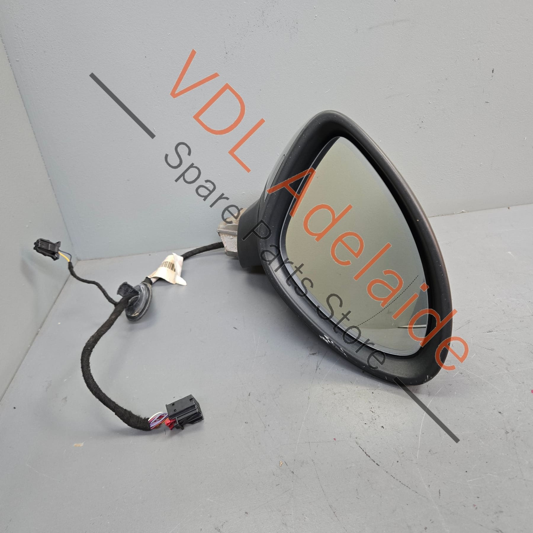 958 731 508 11 9B9    Porsche Cayenne 958 Right Side Exterior Mirror Complete w glass etc 95873152152