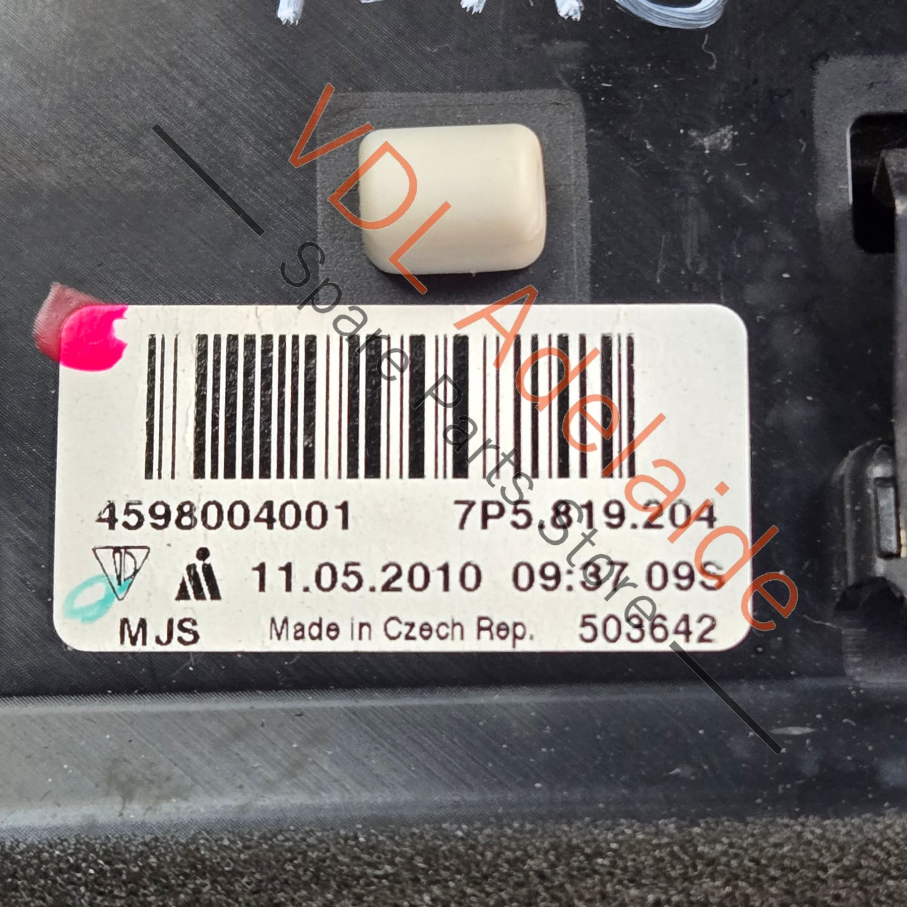     Porsche Cayenne Rear Right Side Dashboard Air Vent 7P5819204