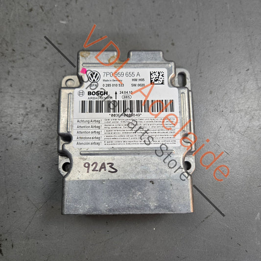 958 618 201 03    Porsche Cayenne 958 92A Airbag Control Module 95861820103 7P0959655A