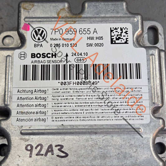 958 618 201 03    Porsche Cayenne 958 92A Airbag Control Module 95861820103 7P0959655A