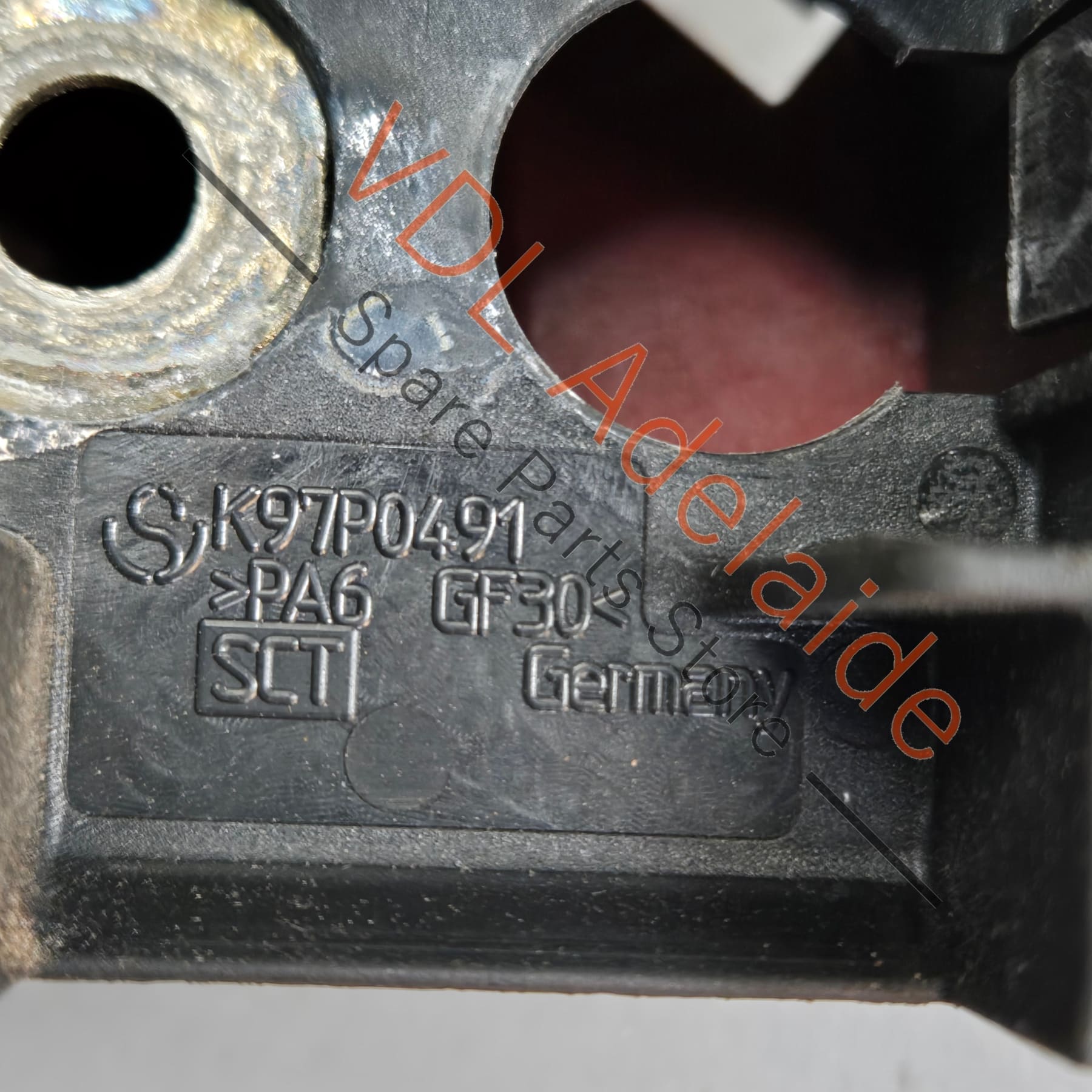    Porsche Cayenne Touareg Q7 Engine Bay Battery Cable Jump Connection Box Point Joint 95861120200