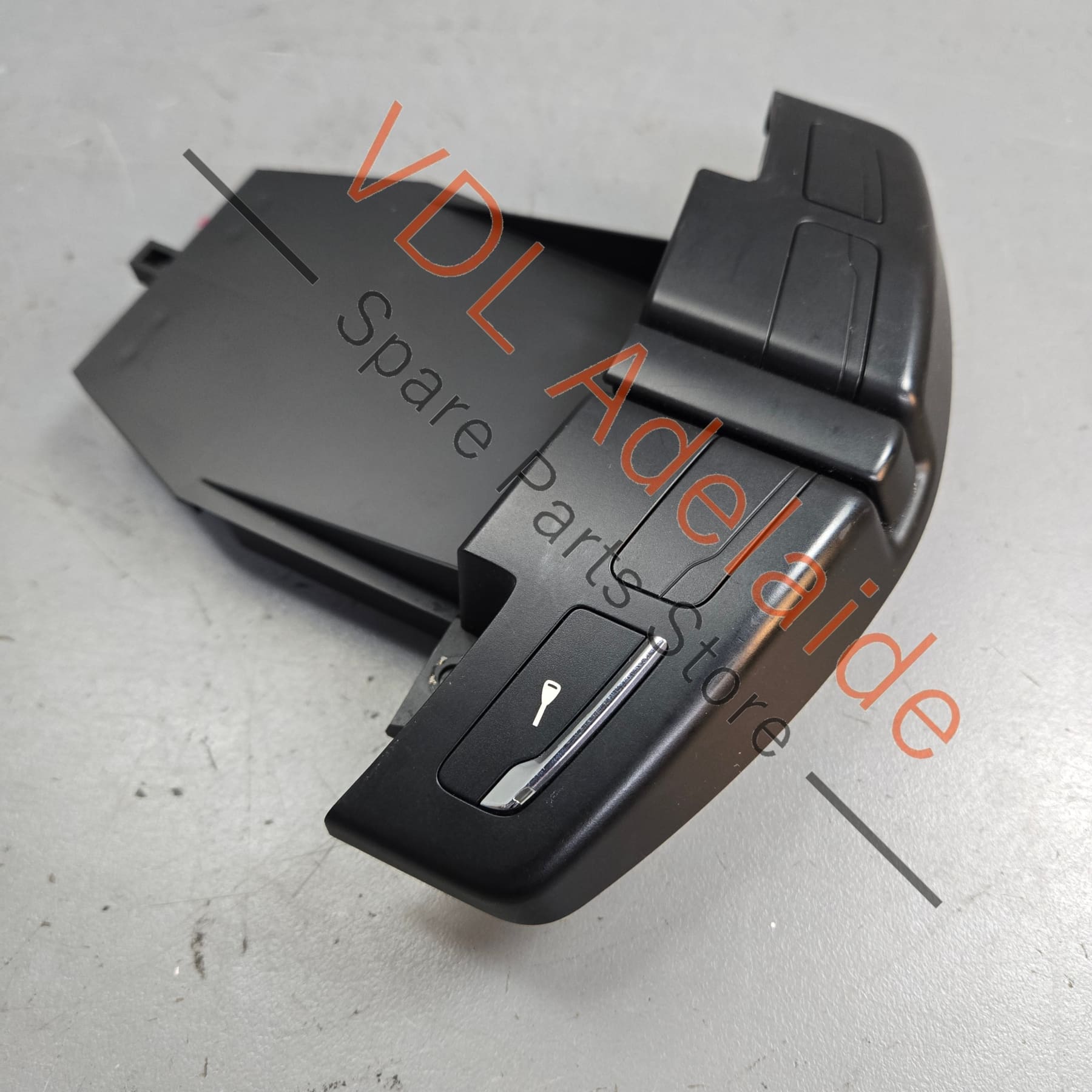 958 613 303 01    Porsche Cayenne 958 Centre Console Control Panel Switch 95861330301 7P5927325D