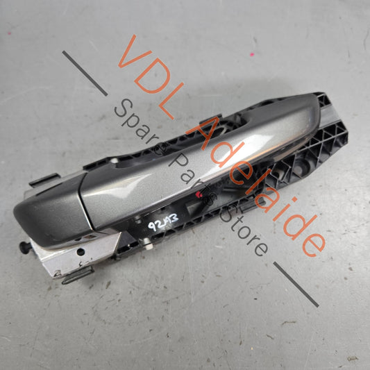 958 531 885 00    Porsche Cayenne 958 Right Front Drivers Exterior Door Handle 95853120600
