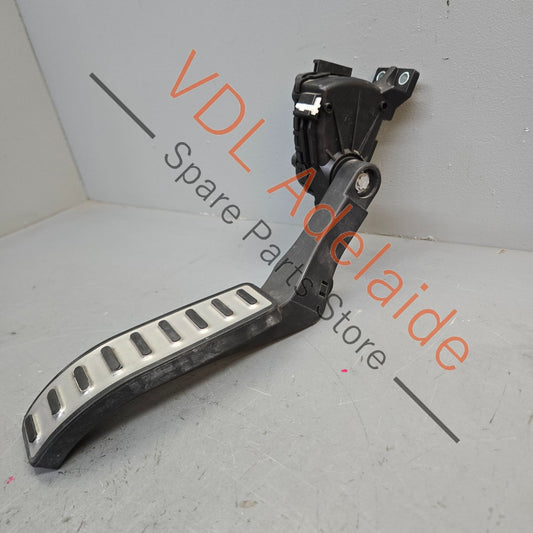 7L0723507E    Porsche Cayenne 955 957 958 Throttle Pedal RHD 7L0723507E 95542302450
