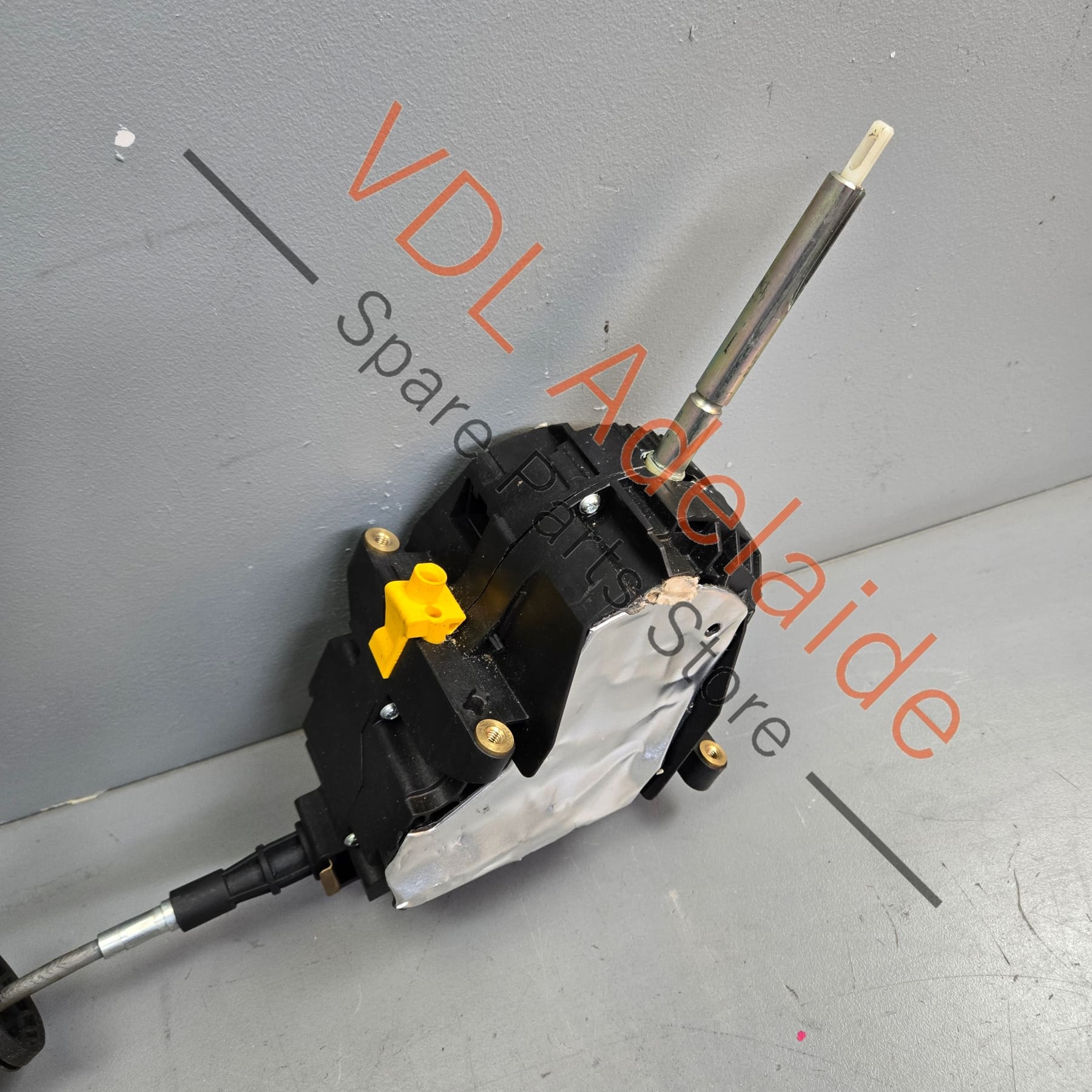 95842609310 95842609300   Porsche Cayenne 958 Gear Shifter Selector Mechanism 95842609300 95842609310 7P5713025N