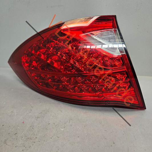 95863109501 958945095   Porsche Cayenne 958 Left Rear Outer Tail Light 95863109501 7P5945095F 958945095