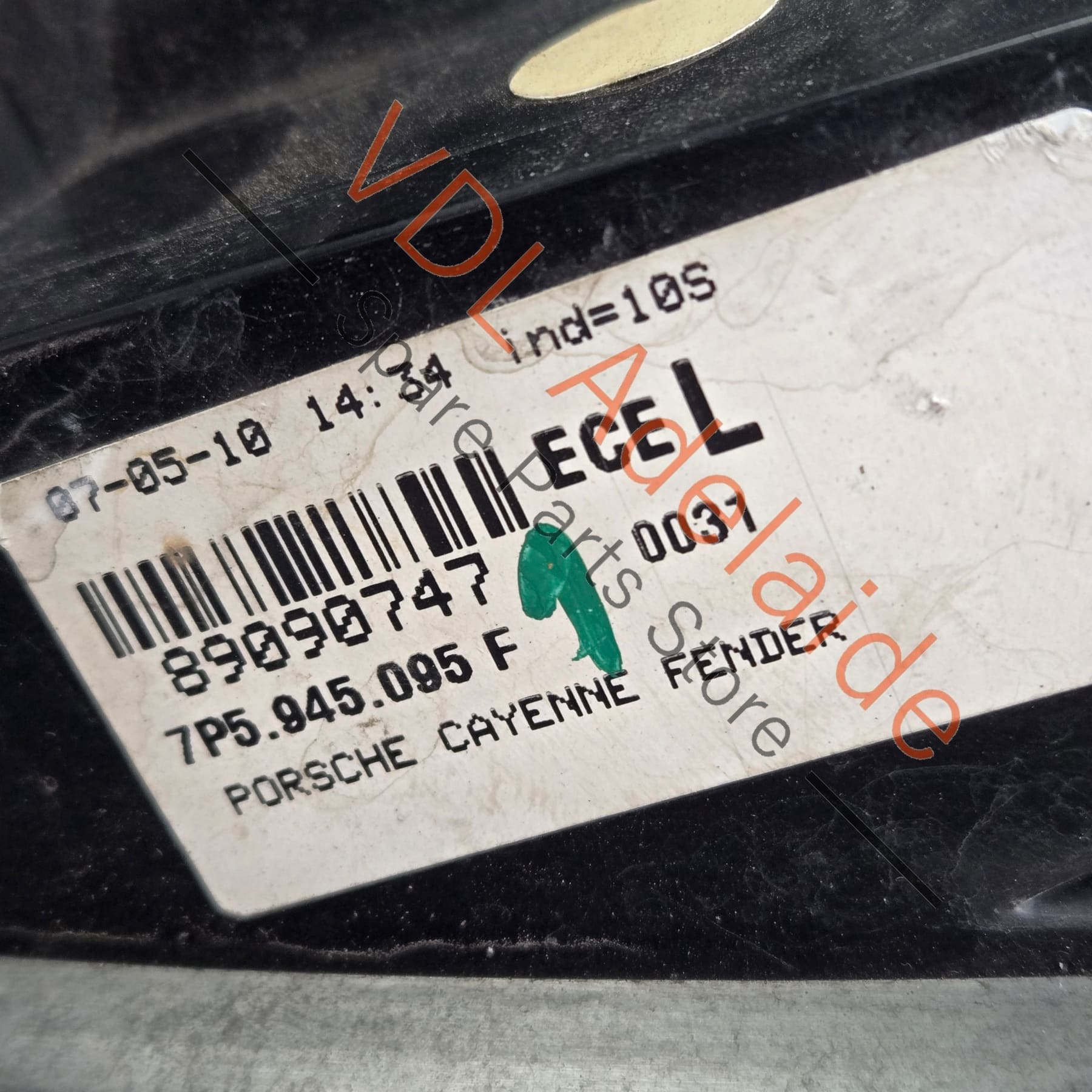 95863109501 958945095   Porsche Cayenne 958 Left Rear Outer Tail Light 95863109501 7P5945095F 958945095