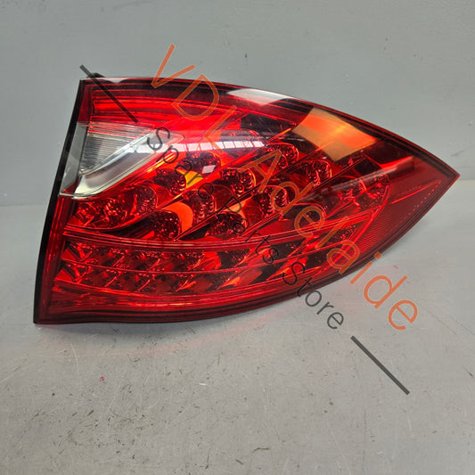 95863109601 958945096   Porsche Cayenne 958 Right Rear Outer Tail Light 95863109601 7P5945096F 958945096
