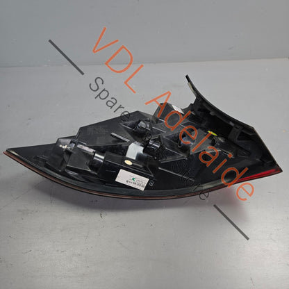 95863109601 958945096   Porsche Cayenne 958 Right Rear Outer Tail Light 95863109601 7P5945096F 958945096
