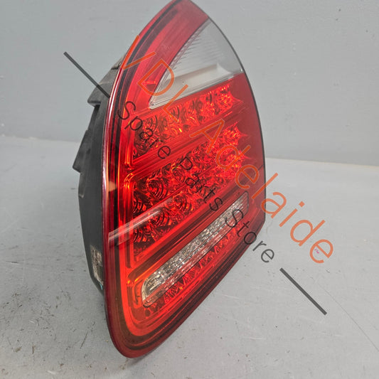 958945094 95863109401   Porsche Cayenne 958 Right Rear Inner Tail Light 95863109401 7P5945094K 958945094