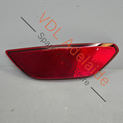 7P5 945 105    Porsche Cayenne 958 Left Rear Bumper Reflector 958945105 7P5945105