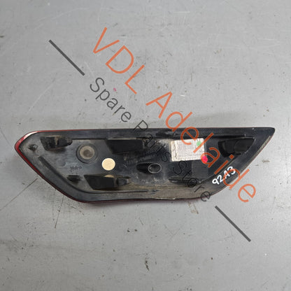 7P5 945 105    Porsche Cayenne 958 Left Rear Bumper Reflector 958945105 7P5945105