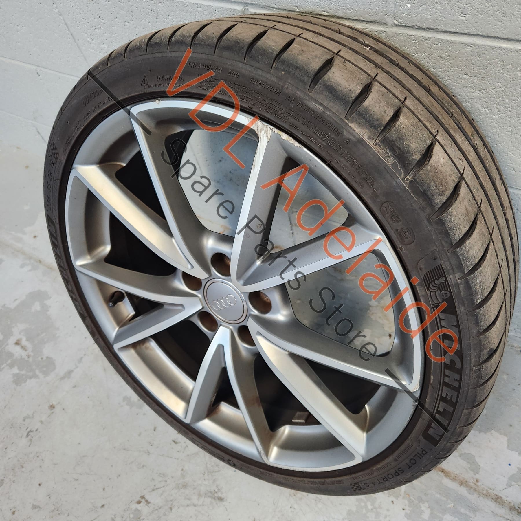 8V0601025AT 8V0601025FE   Audi A3 S3 8V 19in 19x8 Alloy Wheel Genuine OEM 8V0601025AT #03