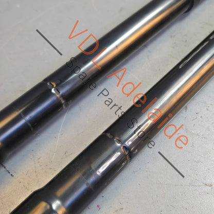 958827851A 7P5827851B   Pair of Porsche Cayenne 958 Electric Tailgate Lift Strut Drive Unit 958827851A 7P5827851B