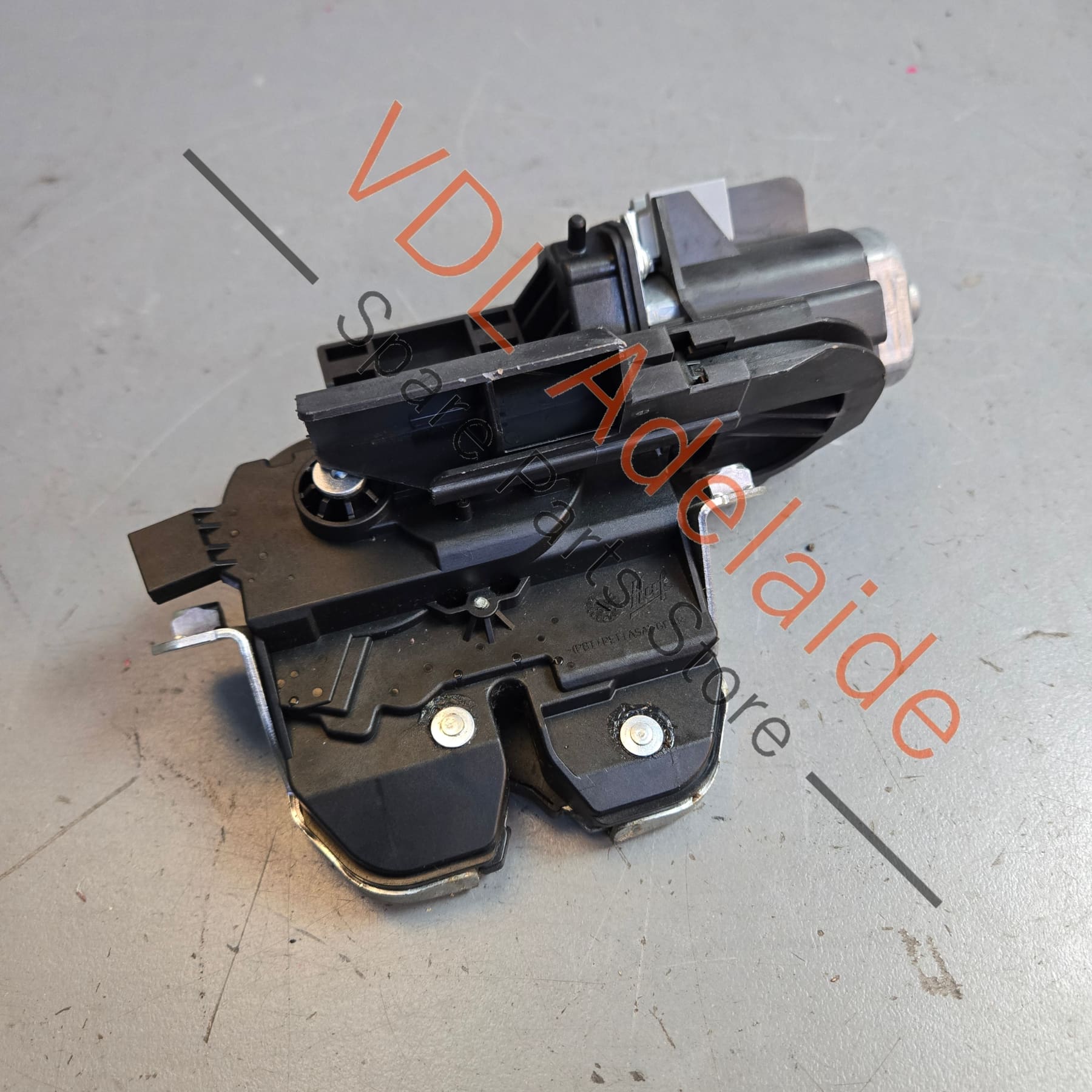 7P0827505C 958 512 505 06   Porsche Cayenne 958 Rear Lid Boot Lock Latch Catch Mechanism 7P0827505C 95851250506