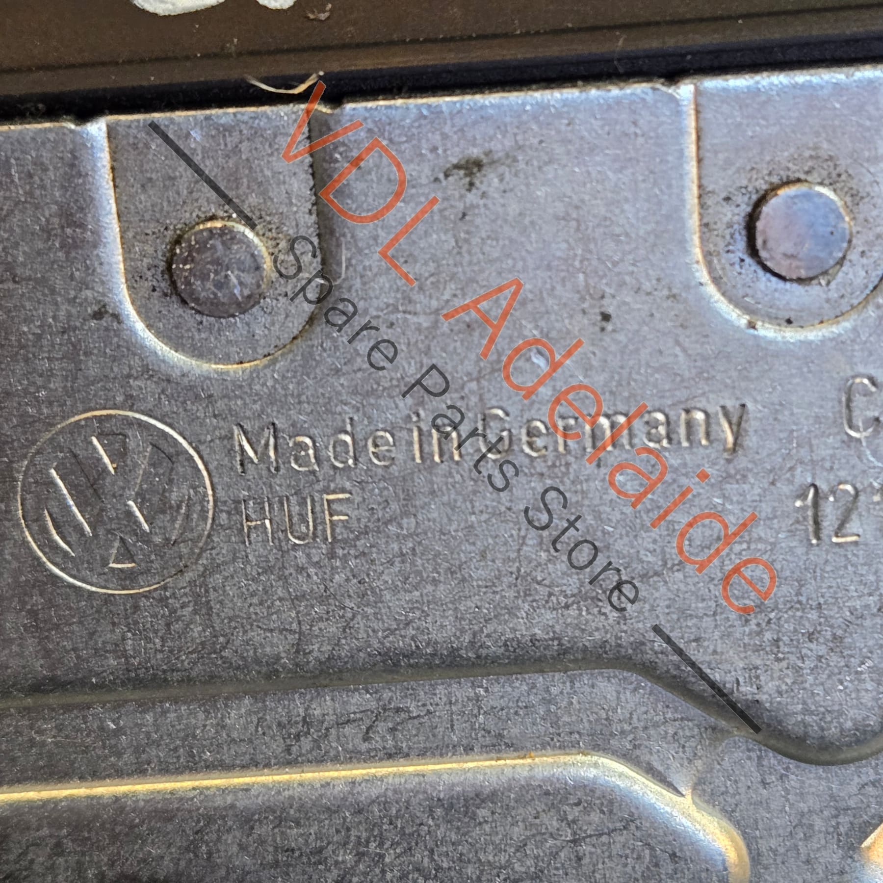 7P0827505C 958 512 505 06   Porsche Cayenne 958 Rear Lid Boot Lock Latch Catch Mechanism 7P0827505C 95851250506