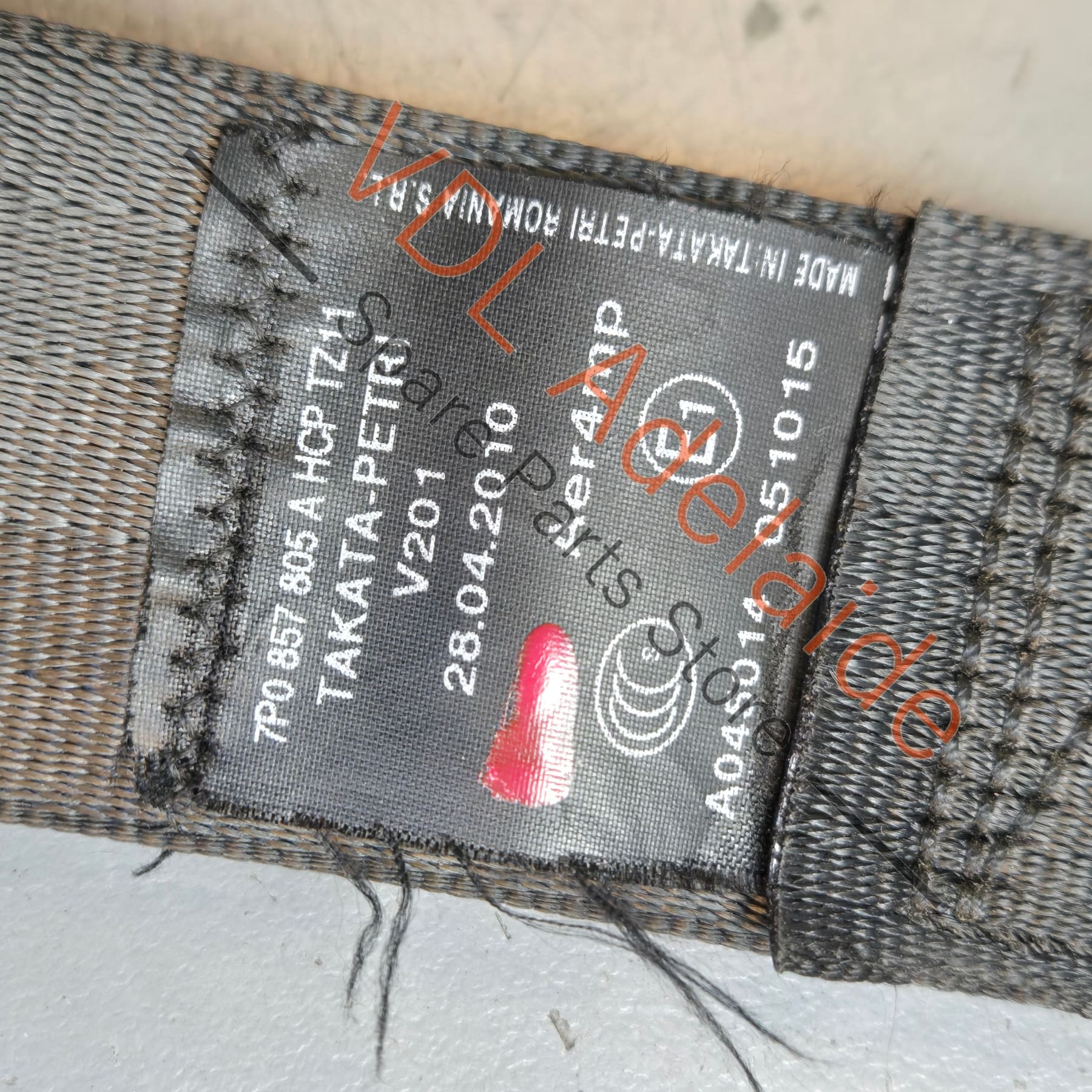 7P0857805A 95880305102 HCP   Porsche Cayenne 958 92A Rear Left Seatbelt 7P0857805A 95880305102 HCP