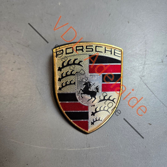 9P1853601    Porsche Crest Badge Emblem 9P1853601