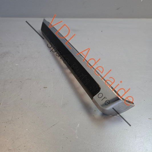 7P5867410F 6BB 95855542000 6BB   Porsche Cayenne 958 92A Gloss Black Front Right Door Trim Insert 7P5867410F 95855542000 6BB
