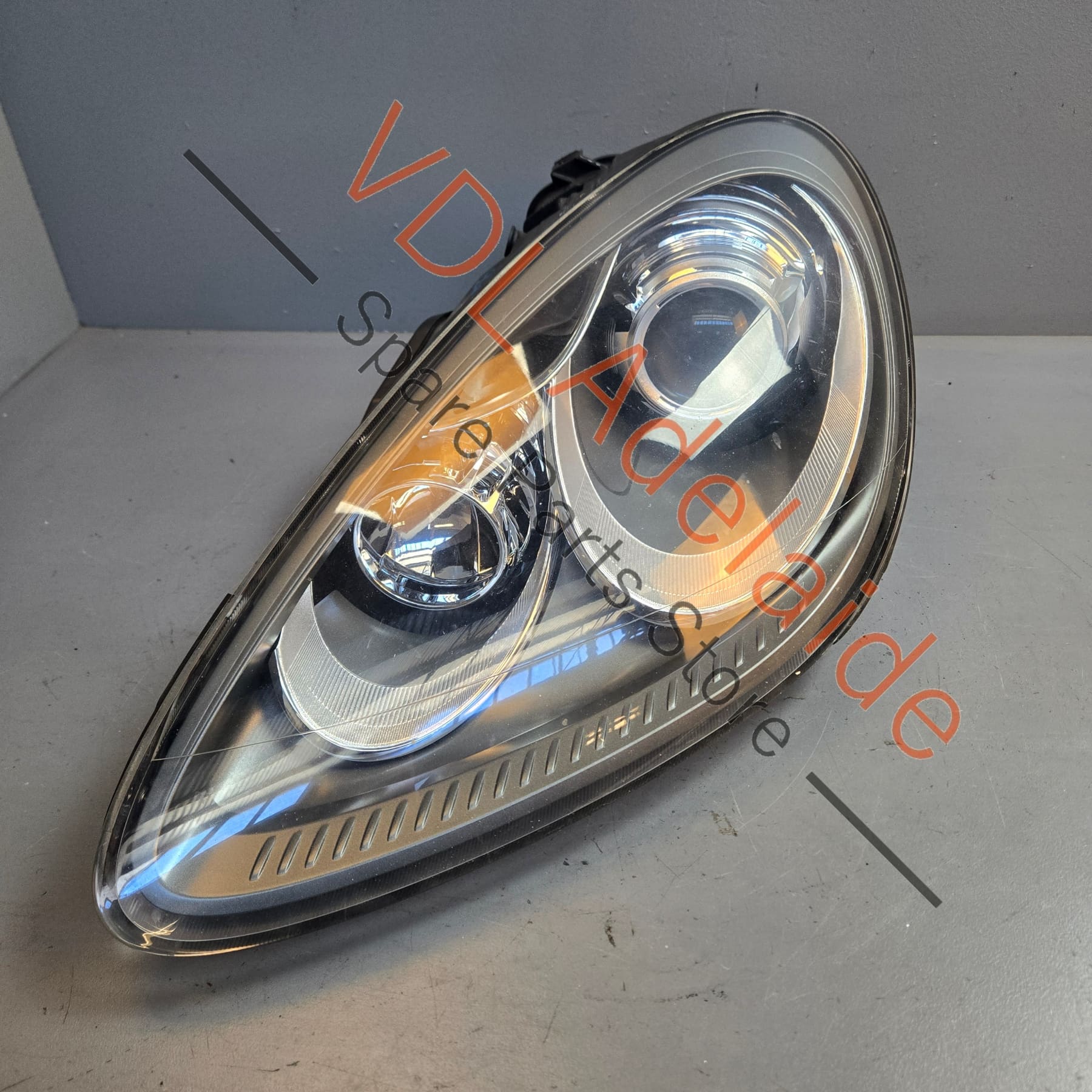 7P5941031S 95863117512 958 618 381 01  Porsche Cayenne 958 Left Xenon Headlight 95863117512 7P5941031S
