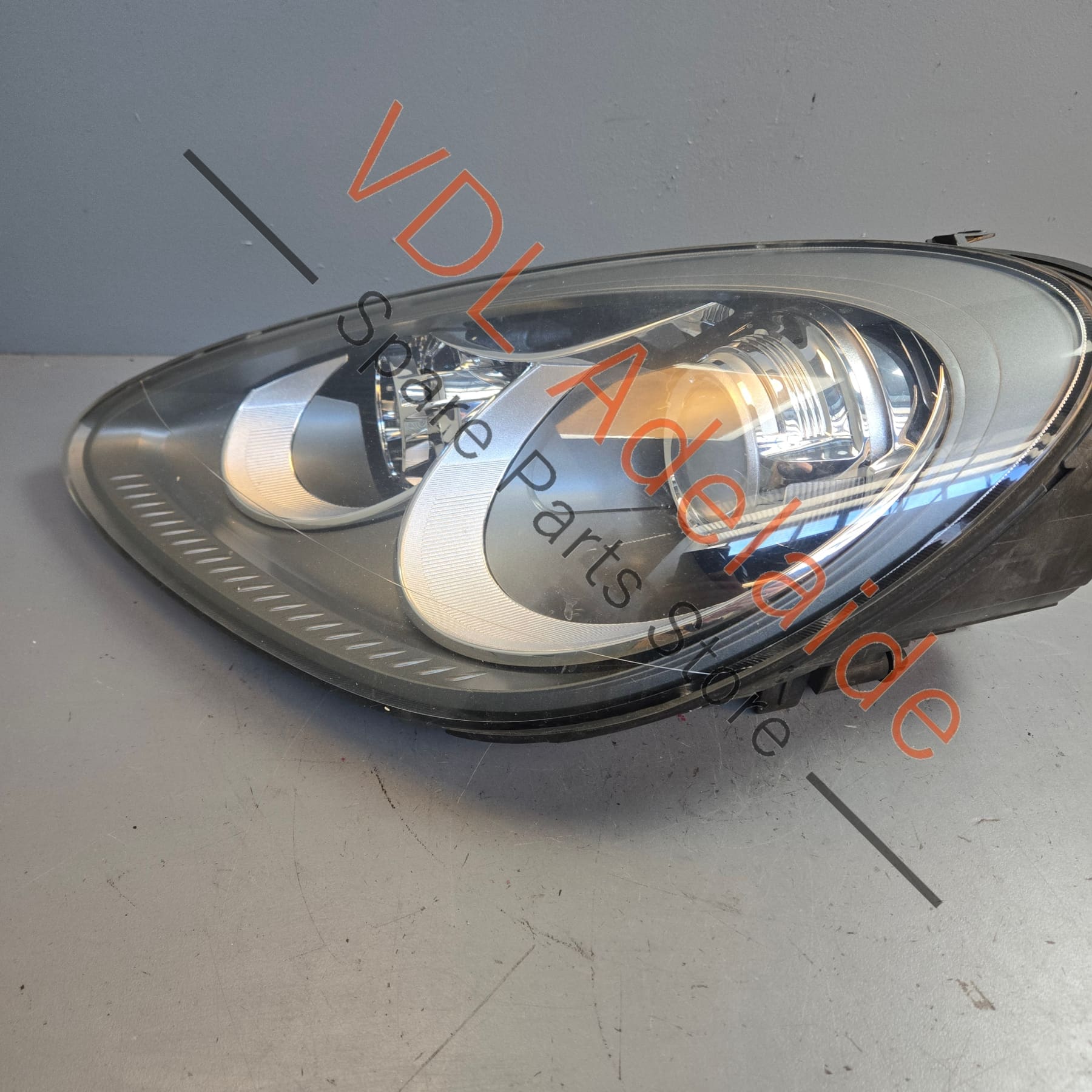 7P5941031S 95863117512 958 618 381 01  Porsche Cayenne 958 Left Xenon Headlight 95863117512 7P5941031S