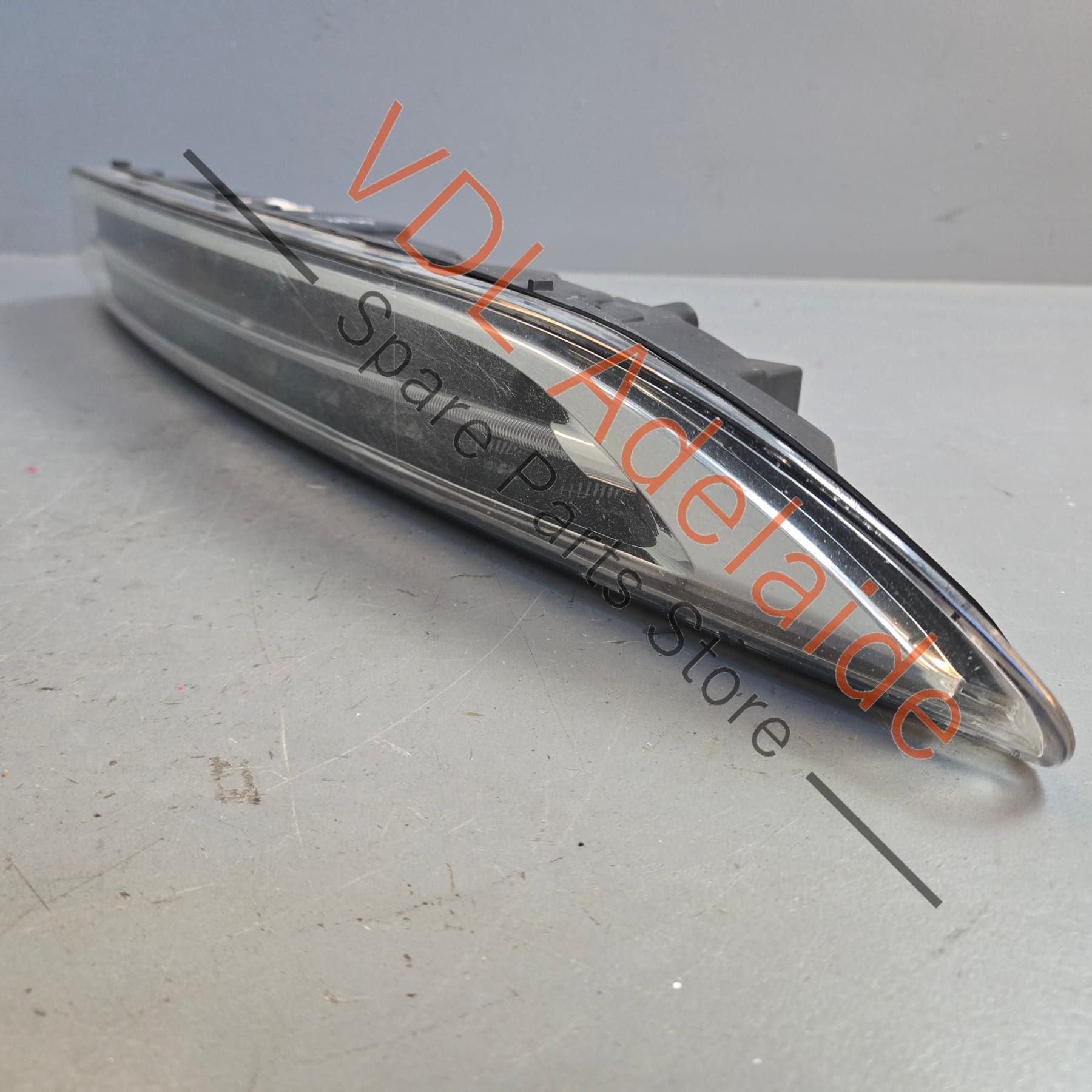 958 631 182 00    Genuine Porsche Cayenne 958 Right Lower DRL Additional Headlight 95863118200