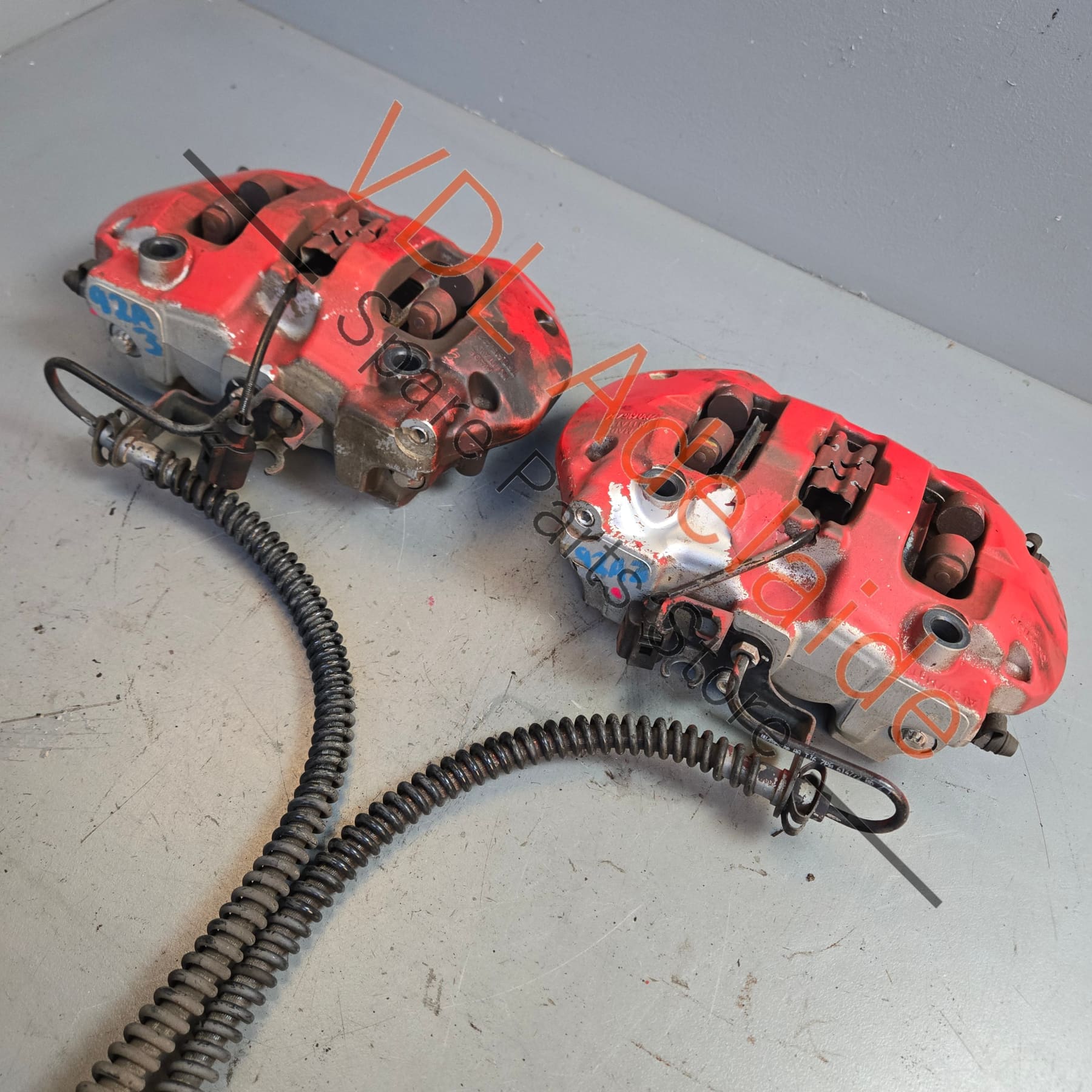 7P0 615 423 7P5 615 423 AG 958 352 423 40 958 352 424 40 Pair of Porsche Cayenne 955 957 958 Rear Brake Calipers Brembo 330mm 4x Piston