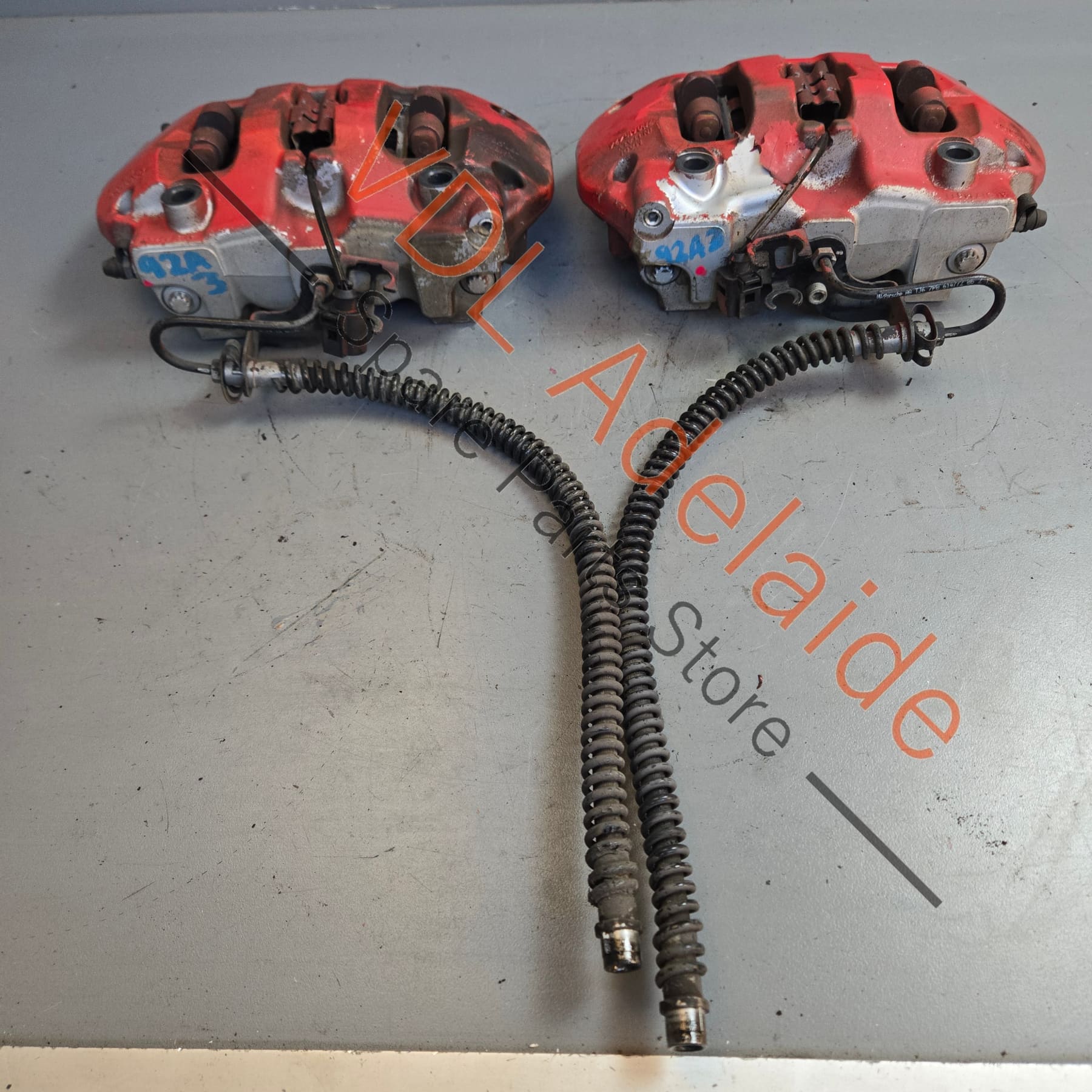 7P0 615 423 7P5 615 423 AG 958 352 423 40 958 352 424 40 Pair of Porsche Cayenne 955 957 958 Rear Brake Calipers Brembo 330mm 4x Piston