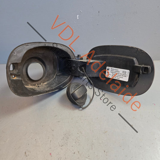 7P5809857A 958 504 909 00   Porsche Cayenne 958 Fuel Door Flap Lid Cap 7P5809857A Meteor Gray Metallic M7W/9Q 95850490900