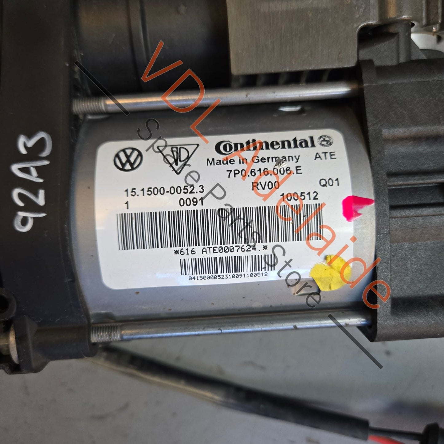 958 698 007 A 7P0616006E   Porsche Cayenne 958 Air Suspension Compressor Pump 958698007A 7P0616006E