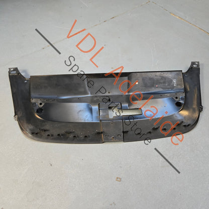 7P5805806  95855680601 9B9   Porsche Cayenne 958 92A Radiator Upper Cover Trim 7P5805806 95855680601 9B9