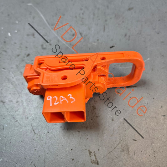 958 611 423 00 7P0915423A   Porsche Cayenne Panamera Hybrid Maintenance Connector Fuse 95861142300 7P0915423A