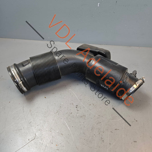 7P0129684B 958 110 223 02   Porsche Cayenne 958 3.0 Hybrid Engine Air Intake Pipe Hose 95811022302 7P0129684B